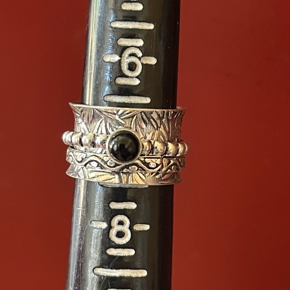Silver meditation spinner rings with Gemstones - Picture 6 of 9